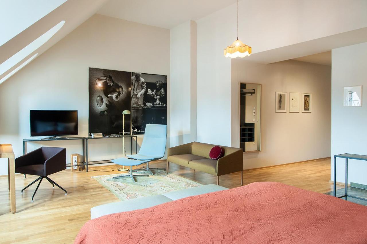 Emmerich Hotel Goerlitz ภายนอก รูปภาพ A typical room at the Hotel