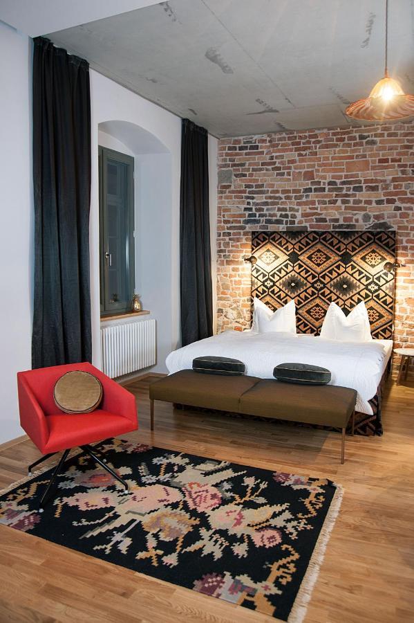 Emmerich Hotel Goerlitz ภายนอก รูปภาพ A room at the Hotel